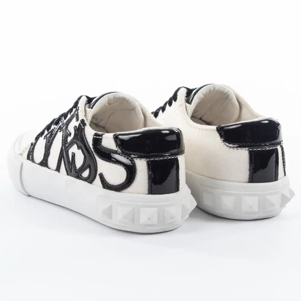 authentic streetwear